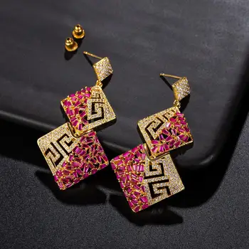 Dubajus karšto pardavimo auskarai moterų Europos ir Amerikos nauji micro inkrustacijos spalva cirkonis auskarai seksualus, elegantiškas atostogų dovanų moterims earr