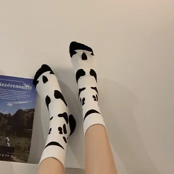 Karvė Spausdinti Kojinės Puikus Harajuku Japonijos Mados Medvilnės Moterų Tendencija Žiemos Šiltos Kojinės Calcetines Mujer kawaii Mielas Įgulos Kojinės